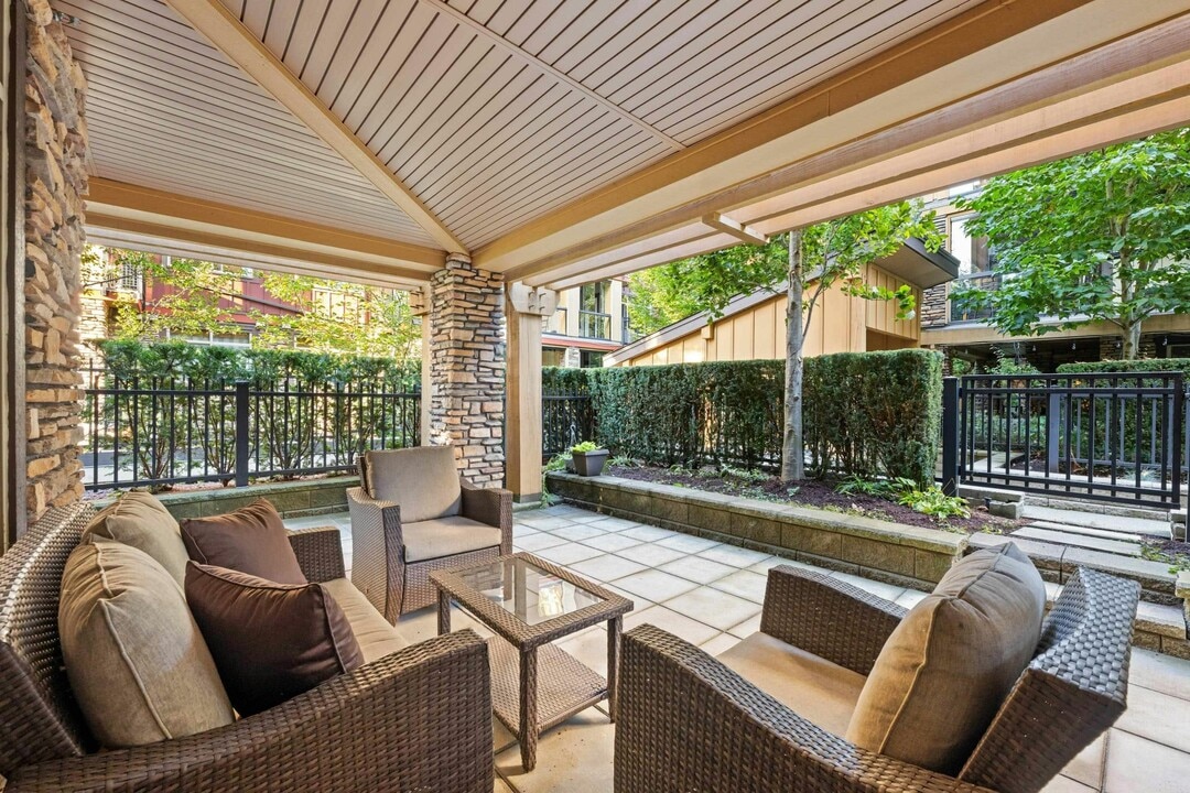 8328 207A St in Langley, BC - Building Photo