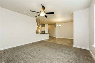 2519 Sunburst Dr in Glenn Heights, TX - Building Photo - Building Photo