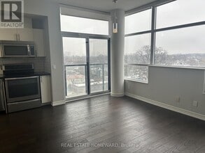 280 Donlands Ave in Toronto, ON - Building Photo - Building Photo