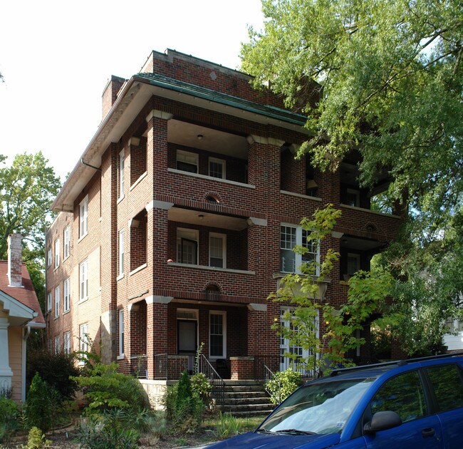 Salmon Apartment in Durham, NC - Building Photo - Building Photo