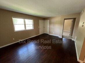 2324-2330 Longfellow St in Middletown, OH - Foto de edificio - Building Photo
