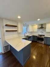 935 Fairfield Cir in Central Point, OR - Building Photo - Building Photo