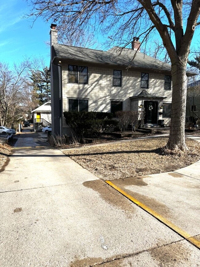 property at 418 Ash Ave