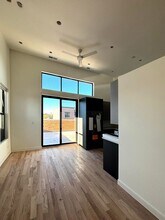 2445 N Lincoln Ave in Chicago, IL - Building Photo - Building Photo