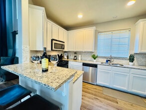 2801 Goodwin Ave in Austin, TX - Building Photo - Building Photo