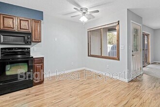 7684 Dunmore Rd in Woodbury, MN - Building Photo - Building Photo