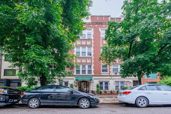 property at 514 W Melrose
