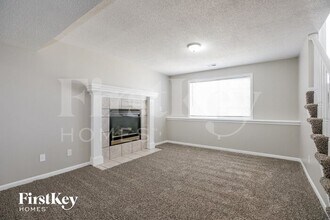 16411 Slater Ave in Belton, MO - Foto de edificio - Building Photo