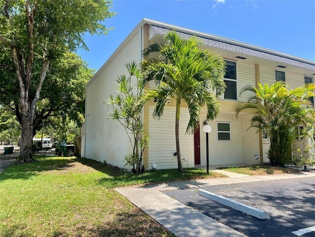 property at 2801 N 34th Ave