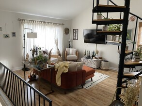 821 N Taney St, Unit B in Philadelphia, PA - Building Photo - Building Photo