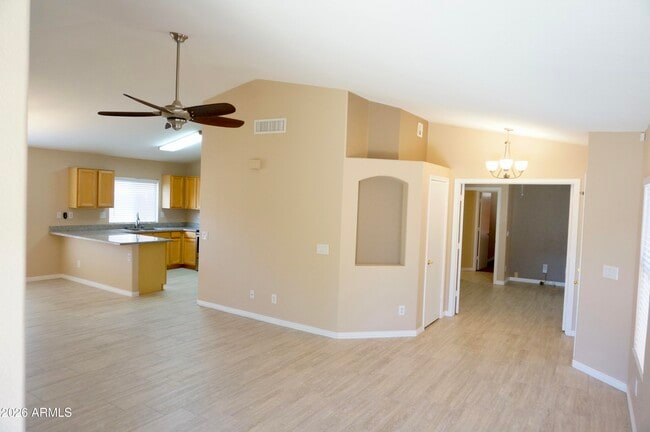 3033 E Hononegh Dr in Phoenix, AZ - Building Photo - Building Photo