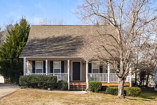460 Braeburn Dr in Winston-Salem, NC - Building Photo
