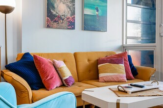 718 Main St in Vancouver, BC - Building Photo - Building Photo