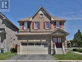 44 Kimble Ave in Clarington, ON - Building Photo