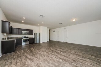 163 Hidden Lk Lp in Haines City, FL - Building Photo - Building Photo
