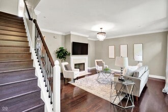 529 E New York St in Indianapolis, IN - Building Photo - Building Photo