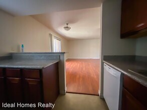 4421 Alexis Dr in Las Vegas, NV - Building Photo - Building Photo