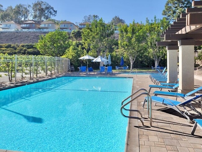 25685 Fishermans Dr in Dana Point, CA - Building Photo - Building Photo