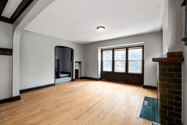 3009 N Maryland Ave in Milwaukee, WI - Building Photo - Building Photo