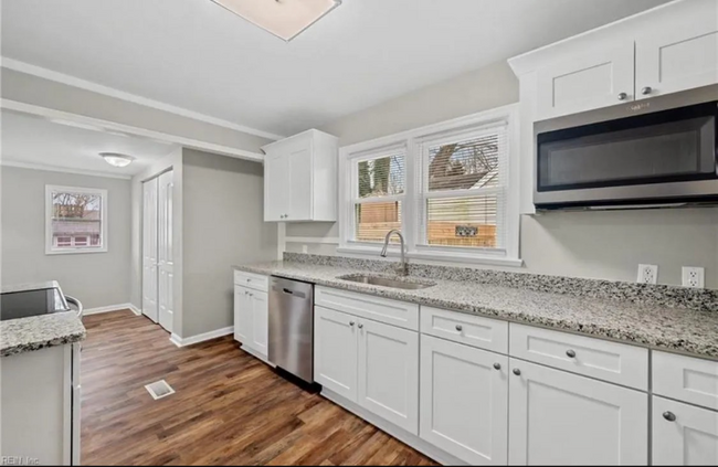 property at 1134 Jasmine St