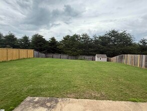 30 Chapel Hill Ln in Simpsonville, SC - Building Photo - Building Photo