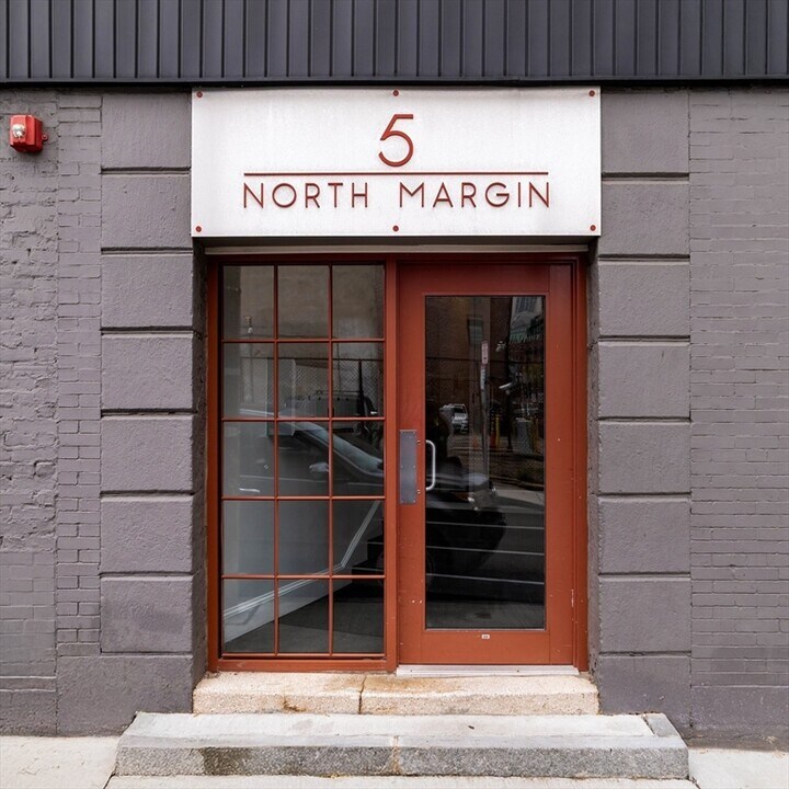 9 N Margin St, Unit 2 in Boston, MA - Foto de edificio