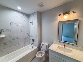 2096 Fernwood St in Port Charlotte, FL - Building Photo - Building Photo