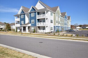 1720 Vankar Dr in Virginia Beach, VA - Building Photo