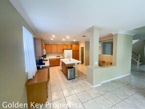 4709 Sandalwood Way in Oceanside, CA - Building Photo - Building Photo