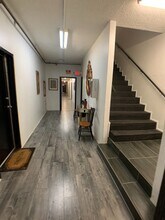 HAP PARTNERS V, LLC-1920 in Los Angeles, CA - Building Photo - Interior Photo