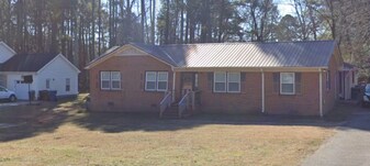 924 Carpenter Fletcher Rd in Durham, NC - Building Photo