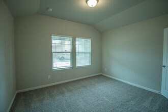 3505 Riviera Ct in Denton, TX - Building Photo - Building Photo