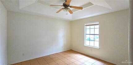 7 W Prosperity Dr in Edinburg, TX - Building Photo - Building Photo