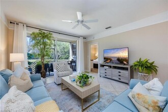 3235 Cypress Glen Way, Unit 302 in Naples, FL - Building Photo - Building Photo