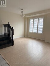 24 Windflower Wy in Whitby, ON - Building Photo - Building Photo