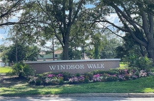 11112 Essex Ridge Ct in Orlando, FL - Building Photo