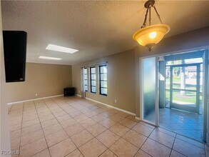 3019 SE 5th Pl, Unit 1410 in Cape Coral, FL - Building Photo - Building Photo