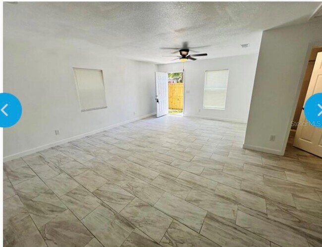 1 18th St S in St. Petersburg, FL - Foto de edificio - Building Photo