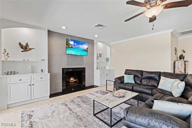 property at 252 Bayshore Dr