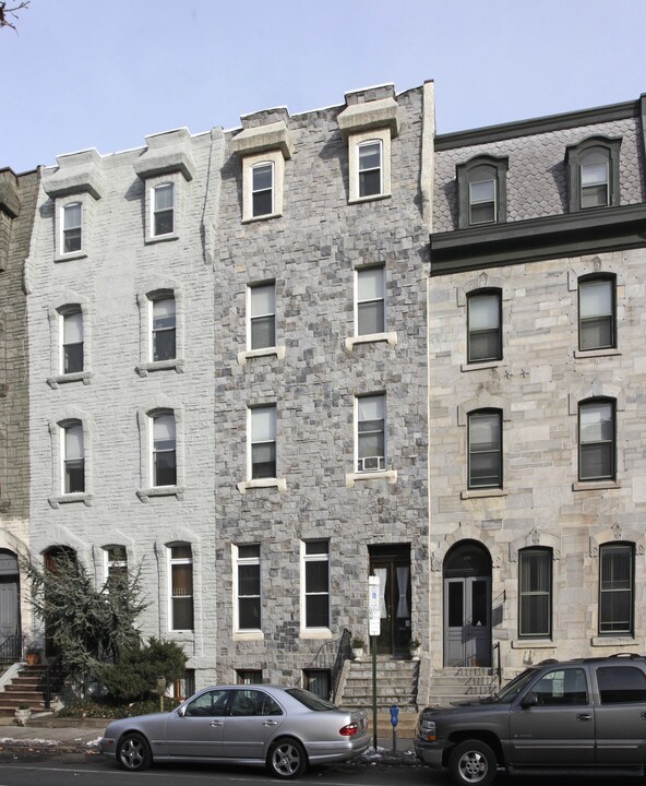 1711 Spring Garden St in Philadelphia, PA - Building Photo