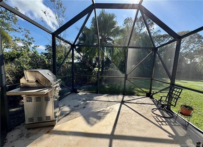 2361 SW Starling Dr in Palm City, FL - Building Photo - Building Photo