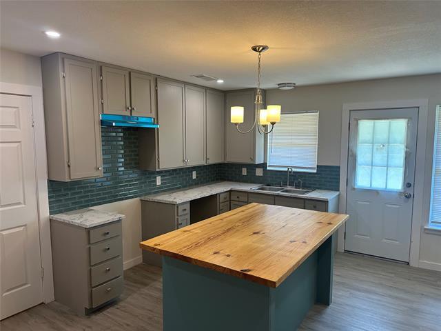 2938 Healey Dr in Dallas, TX - Building Photo - Building Photo