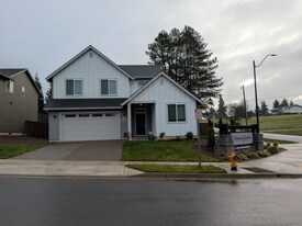916 S 29th Pl in Ridgefield, WA - Building Photo