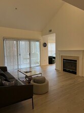 121 Timberbrook Ln, Unit 301 in Gaithersburg, MD - Building Photo - Building Photo