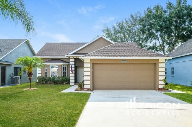 property at 3739 Crossing Creek Blvd