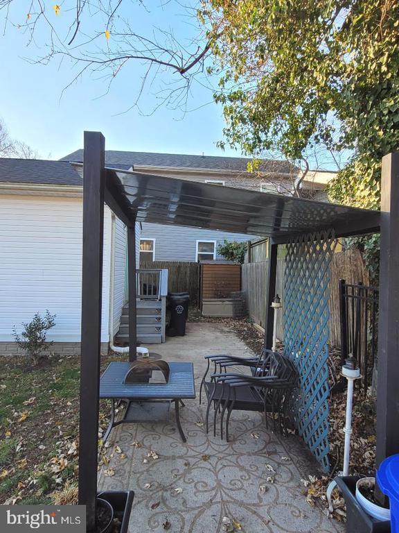 4039 1st St in Chesapeake Beach, MD - Building Photo - Building Photo