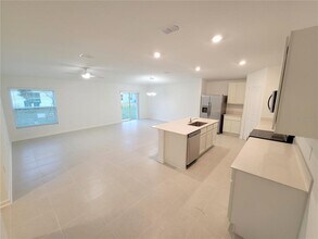 3007 Totem Rd in Eagle Lake, FL - Building Photo - Building Photo