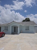 15050 SW 63rd St in Miami, FL - Building Photo