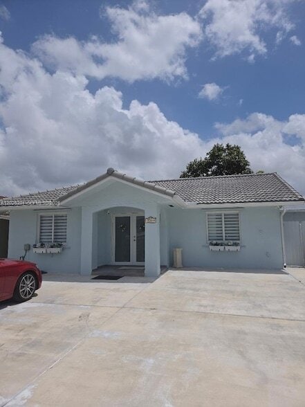 property at 15050 SW 63rd St
