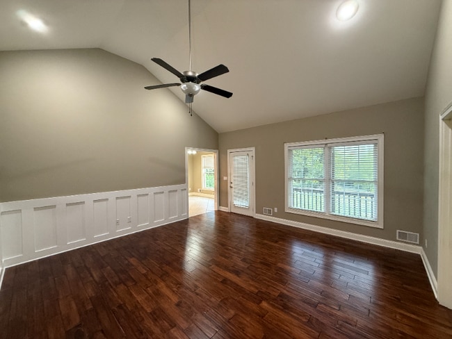 133 Garden Dr in Bardstown, KY - Foto de edificio - Building Photo